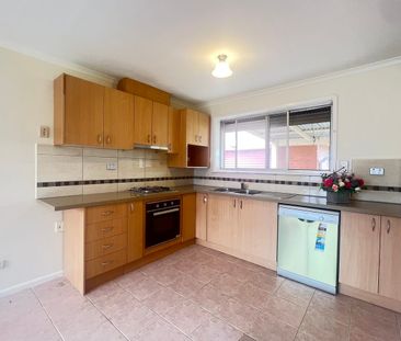 Perfect Family Home - Photo 5