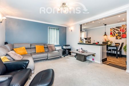 2 bedroom apartment to rent - Photo 2