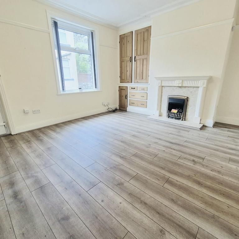 2 bedroom house to rent - Photo 1