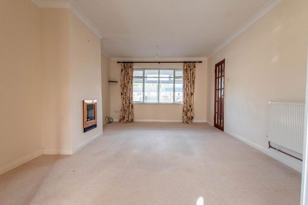 3 bedroom link detached house to rent - Photo 1