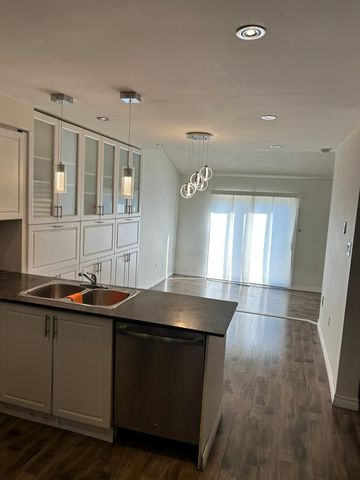 For Lease - 11 Trammell Lane, Brampton, Ontario - Photo 2