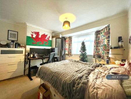 6 bedroom terraced house to rent - Photo 5