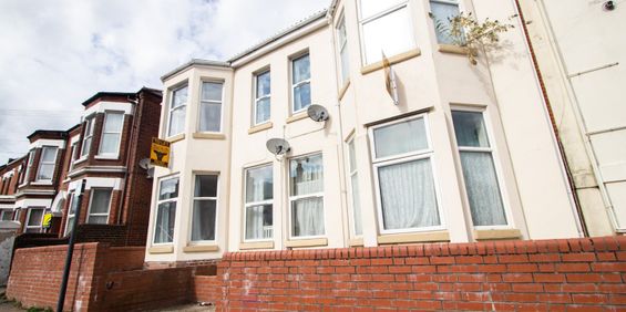 4 Bed Flat, Ordnance Road, SO15 - Photo 3