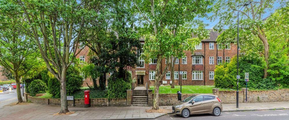 3 bedroom apartment to rent - Photo 1