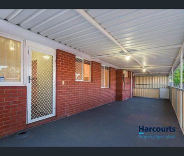 14 Namoi Place, Armadale, WA 6112 - Photo 2
