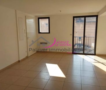 Location Appartement 3 pièces 68m² MONTEUX 84170 - Photo 2