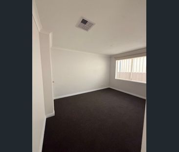 Yanchep Coastal Living- 20 Flagtail Outlook - Photo 3