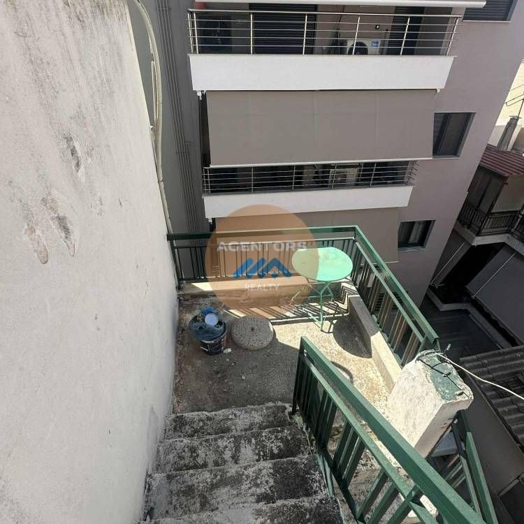 Διαμέρισμα για ενοικίαση Κάτω Αμφιάλη (Κερατσίνι) - Photo 1