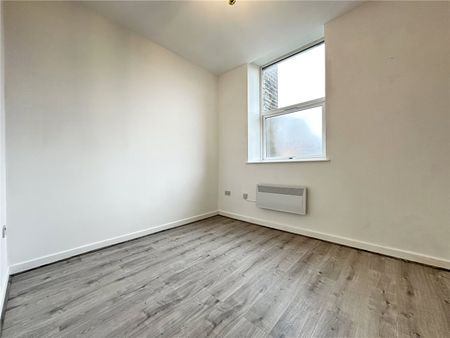 10, St Vincent Court, Littlemoor Road, Pudsey, West Yorkshire, LS28 9GH - Photo 3