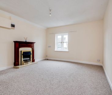 Sweet Briar - Photo 1