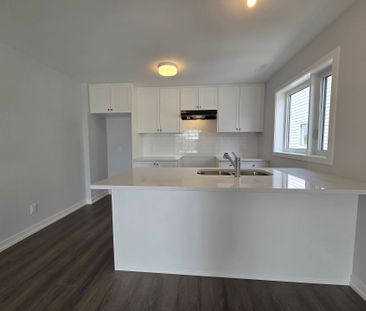 For Lease - 513 CELESTINE Private, Barrhaven, Ontario - Photo 6