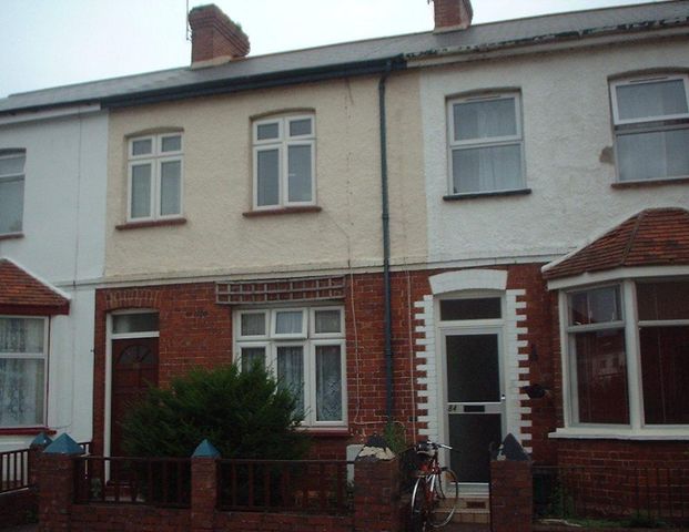 2 bedroom terraced house to rent - Photo 1