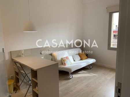 Stylish Studio Apartment with an Elevator close to Sagrada Familia - Photo 3