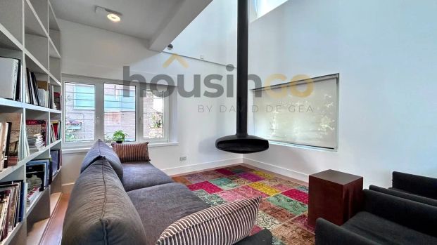 Estudio de alquiler en Triana, Sol - Foto 1