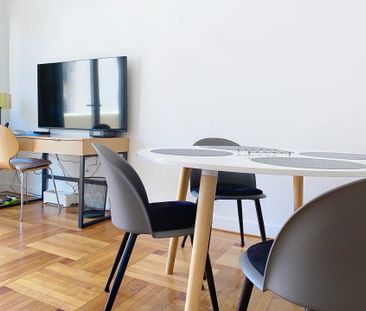 Location Appartement 2 pièces 52m² NICE 06000 - Photo 3