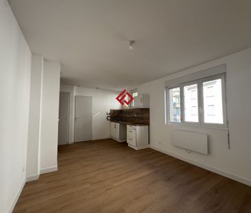 Location Appartement 1 pièce 24m² GRENOBLE 38000 - Photo 2
