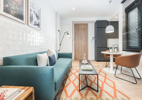 Calle del Doctor Castelo, Madrid, Community of Madrid 28009