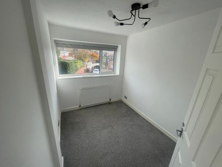 3 bedroom semi-detached house to rent - Photo 4