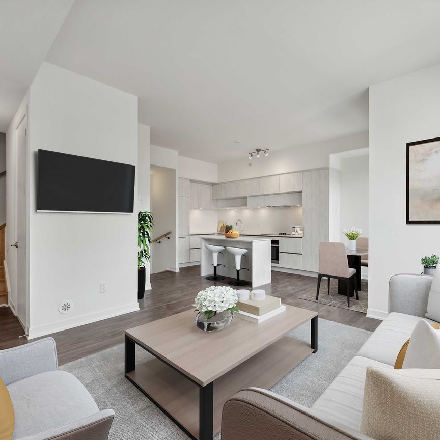 For Lease - 8 David Eyer Road Unit# 1215, Richmond Hill, Ontario - Photo 1