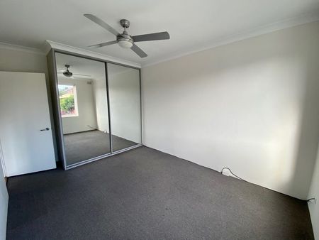 MODERN 2 BEDROOM UNIT - Photo 3