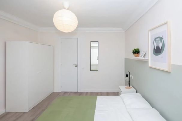 Carrer de Josep Benlliure, Valencia, Valencian Community 46011 - Photo 1