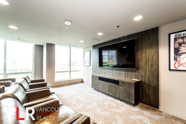 Condo in Vancouver West Side, BC - Photo 1
