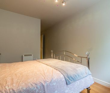 Flat 4, Lodge Farm Gardens - Photo 1