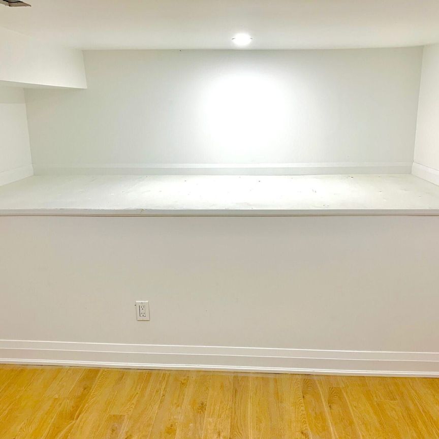 For Lease - 157 Huron Street Unit# 3, Toronto, Ontario - Photo 1