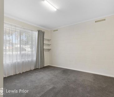 Affordable & Convenient Location - Photo 2