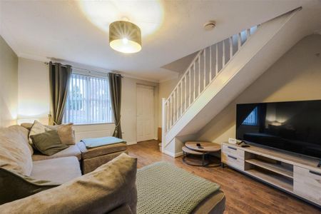 2 bedroom semi-detached house to rent - Photo 2