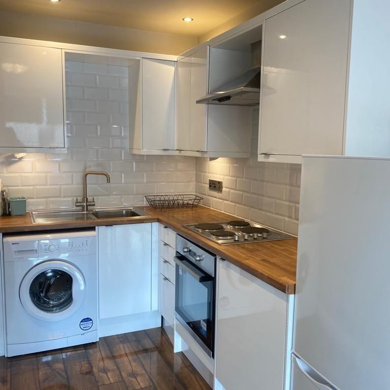 1 bedroom flat to rent - Photo 1