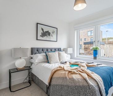 4 bedroom semi-detached house to rent - Photo 5