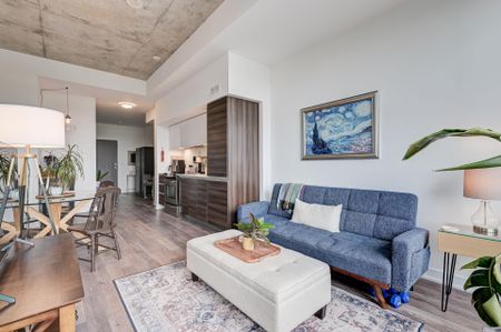 For Lease - 1238 Dundas Street Unit# 813, Toronto, Ontario - Photo 2