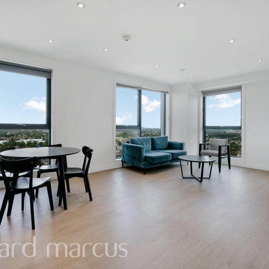 Sutton Court Road, Sutton - Photo 1