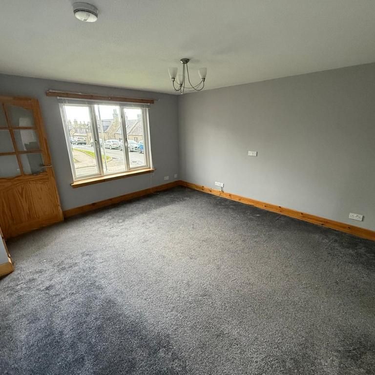 3 bedroom end of terrace house to rent - Photo 1
