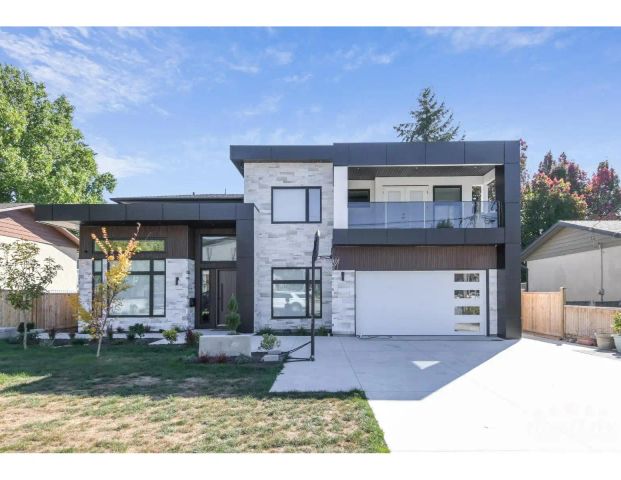 Basement 11024 78 AVENUE — 2 Bedroom - Photo 1