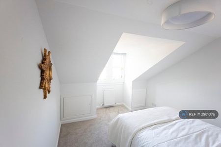 4 bedroom maisonette to rent - Photo 5