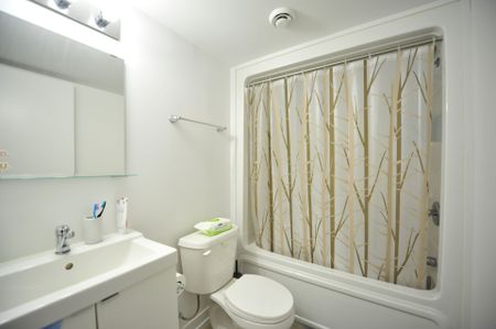 For Lease - 1760 Simcoe Street Unit# 75, Oshawa, Ontario - Photo 3