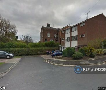 1 bedroom in a house share to rent - Photo 2