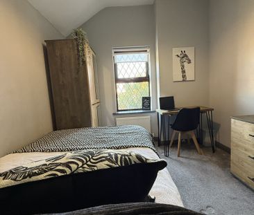 BEDROOM 5 – MEDIUM DOUBLE - Photo 5