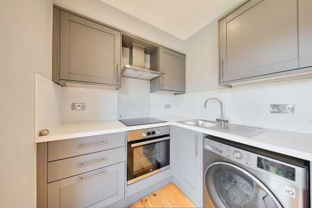 Studio to rent - Photo 3