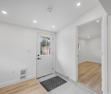 For Lease - 338 Old Mosley Street Unit# Unit 3, Wasaga Beach, Ontario - Photo 6