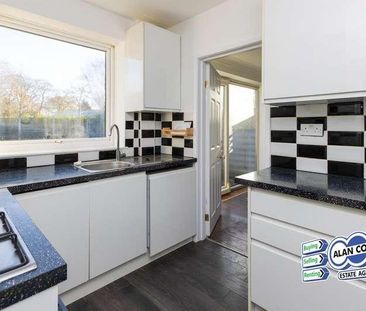 Sandringham Green, Alwoodley, LS17 - Photo 6