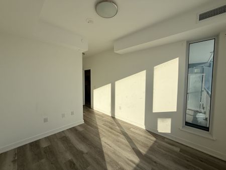 For Lease - 5 Wellington Street Unit# 501, Kitchener, Ontario - Photo 5