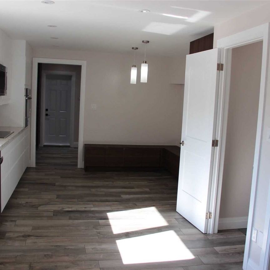 For Lease - 3338 Lonefeather Crescent, Mississauga, Ontario - Photo 1