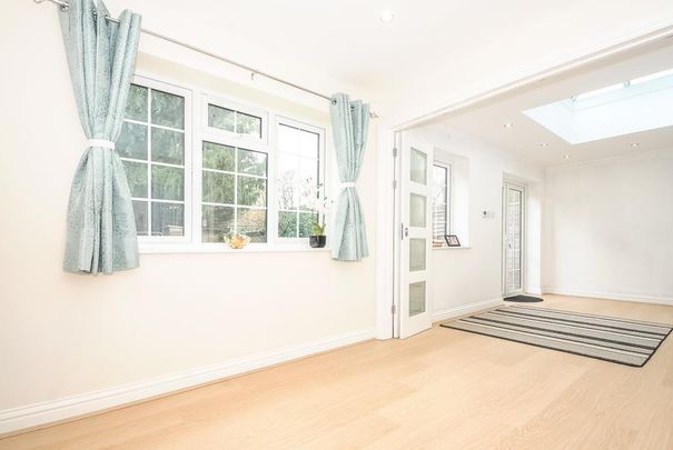 3 bedroom detached house to rent - Photo 1