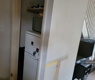 1 bedroom semi-detached house to rent - Photo 6