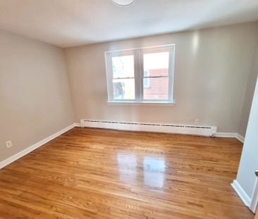 For Lease - 1 Osler Court Unit# 201, Hamilton, Ontario - Photo 2