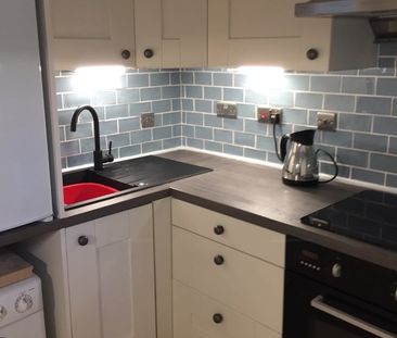 1 Bed Flat, Hamilton Drive, G12 - Photo 4