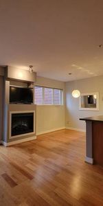 Cozy 1 Bed + Flex Room Rental in Vancouver - Photo 4